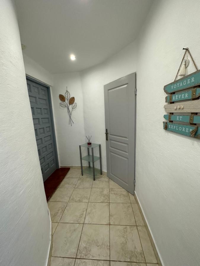 Maison De Vacances Avec Amarre Empuriabrava Exteriér fotografie